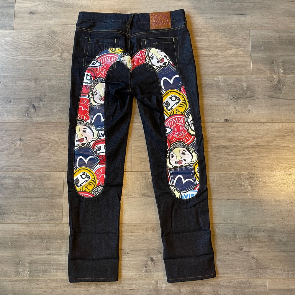 Men’s Evisu Jeans please read description